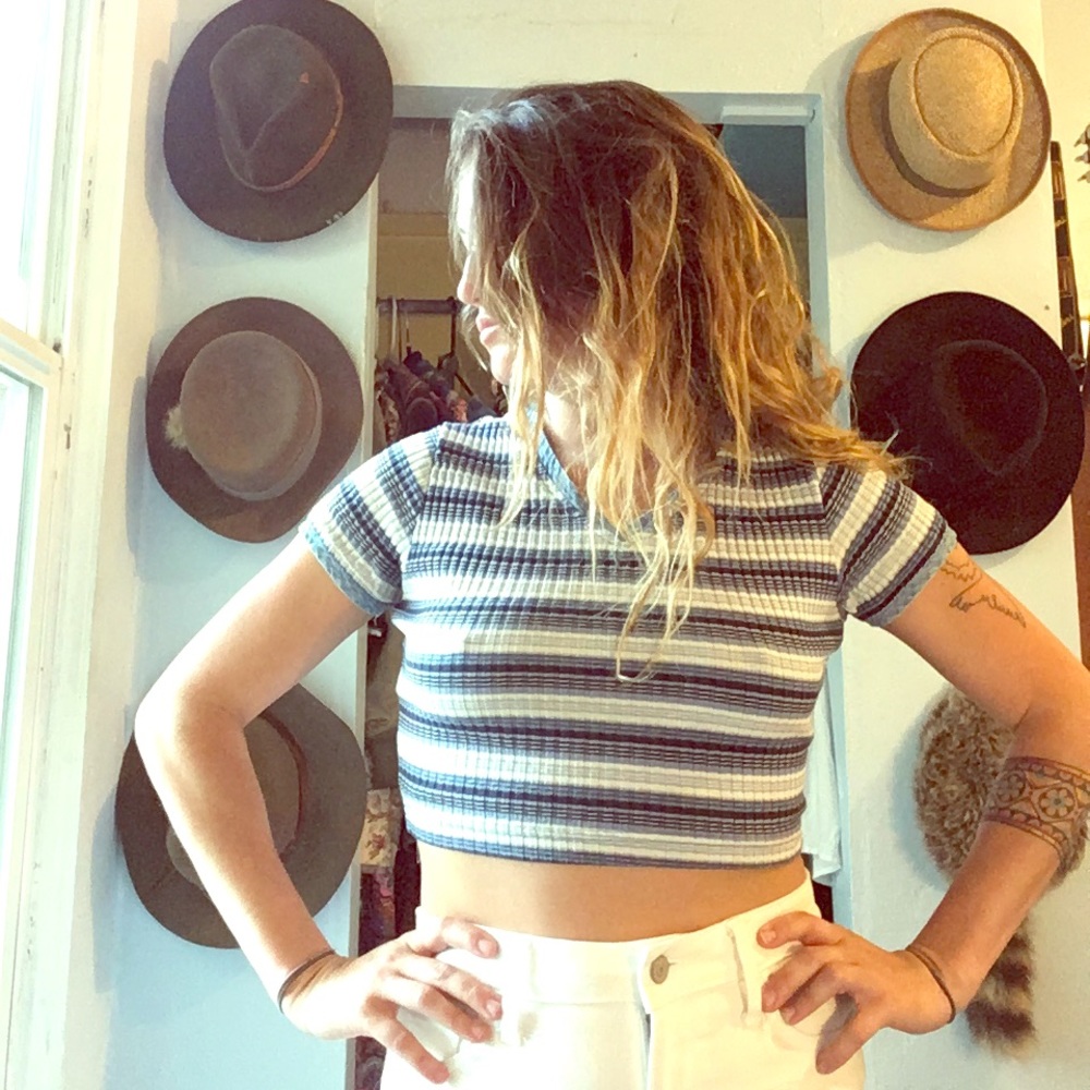 90s VTG CROP TOP